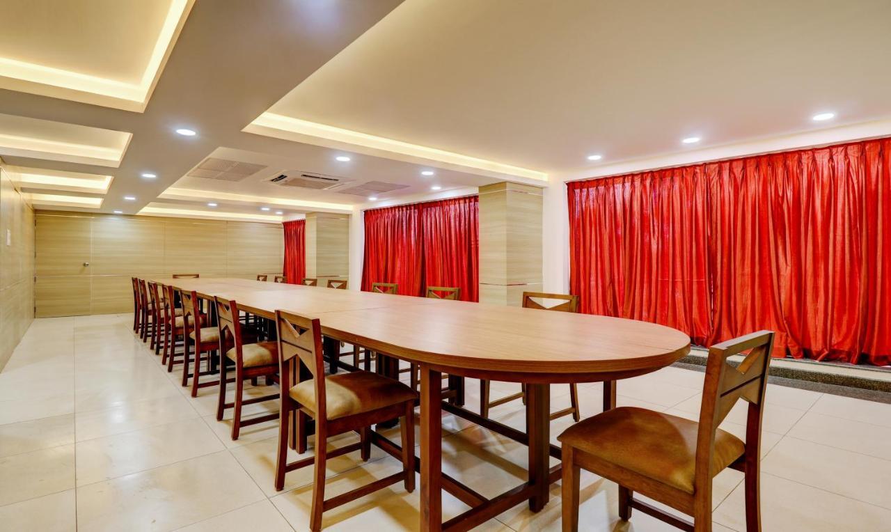 Treebo Park Hotel Thiruvananthapuram Eksteriør billede