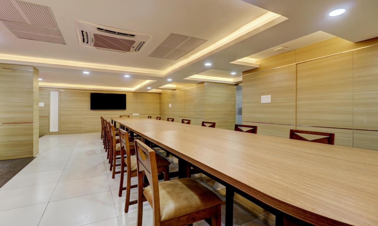 Treebo Park Hotel Thiruvananthapuram Eksteriør billede